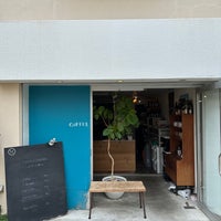 Photo taken at Switch Coffee Tokyo by Kevin L. on 6/26/2023