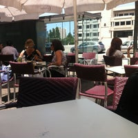 Foto tirada no(a) Miramaia Confeitaria por Димитрий Н. em 6/27/2013