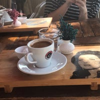 9/25/2020 tarihinde Demet A.ziyaretçi tarafından Yeşilçam Cafe &amp;amp; Bistro'de çekilen fotoğraf