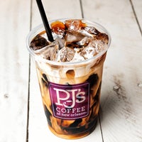7/6/2018 tarihinde PJ&amp;#39;s Coffeeziyaretçi tarafından PJ&amp;#39;s Coffee'de çekilen fotoğraf