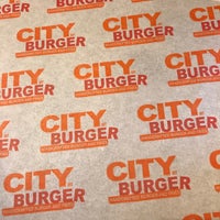 Foto tirada no(a) City Burger por Emre K. em 6/9/2019