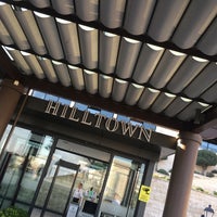 Foto tirada no(a) Hilltown por Özcan Y. em 8/18/2022