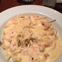 Photo taken at Red Lobster by Rejani R. on 5/30/2015