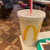 Photo taken at McDonald&amp;#39;s by Mitsuda Y. on 4/11/2022