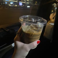 Photo taken at Starbucks (ستاربكس) by Bashayr🧚🏻‍♀️ on 8/10/2023