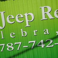 6/7/2013에 Jun F.님이 Jerry&amp;#39;s Jeep Rental에서 찍은 사진