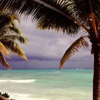 1/18/2014 tarihinde Mahékal Beach Resortziyaretçi tarafından Mahékal Beach Resort'de çekilen fotoğraf