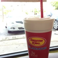 Photo taken at Smoothie King by Khalid A. on 6/14/2013