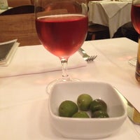 Photo taken at Tavola di gio by Zuhre H. on 9/25/2013