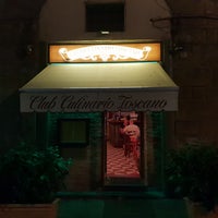 Foto tirada no(a) Club Culinario Toscano da Osvaldo por Омирбек Т. em 7/19/2018