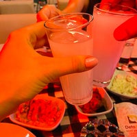 Das Foto wurde bei Çakılkeyf Restaurant von Aylin T. am 7/23/2022 aufgenommen
