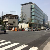 Photo taken at 早稲田駅 1番出口 by まつじゅん /. on 4/2/2018