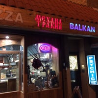 Foto tirada no(a) Trakia Restaurant por Sasho N. em 6/22/2014