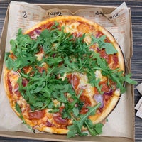 10/8/2020 tarihinde Patti H.ziyaretçi tarafından Blaze Pizza'de çekilen fotoğraf