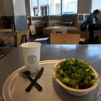 Photo taken at Chipotle Mexican Grill by Dr S. on 9/14/2018