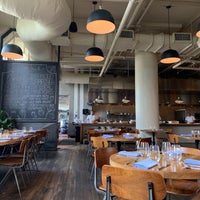 Photo taken at Brezza Cucina + Pizzeria by Emerson A. on 5/20/2019