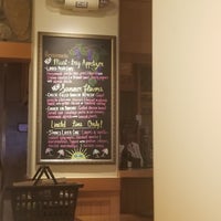 Photo taken at Olive Garden by Chantel S. on 8/22/2018