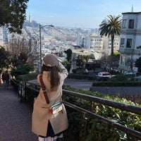 Photo taken at Russian Hill by Rakan. on 12/24/2022