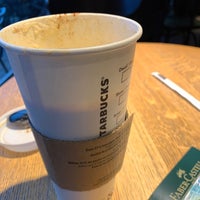 Das Foto wurde bei Starbucks von iSnowwhite am 11/2/2019 aufgenommen