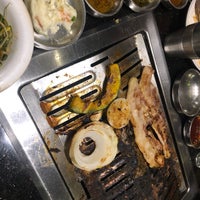 12/8/2018 tarihinde Moon B.ziyaretçi tarafından Hoban Korean BBQ'de çekilen fotoğraf