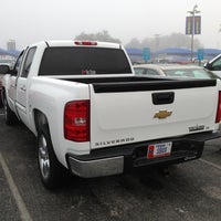 11/30/2012에 Christopher C.님이 Gunn Chevrolet에서 찍은 사진