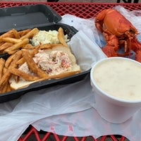 Photo prise au Bar Harbor Seafood par Dan B. le2/5/2019