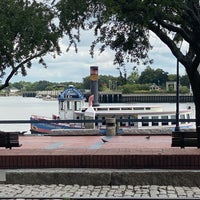 Photo taken at Huey&amp;#39;s River Street by Peggy C. on 8/29/2020