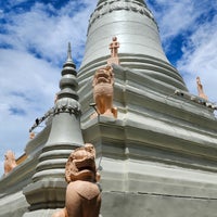 Photo taken at Wat Phnom by Sherry H. on 6/12/2023