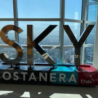 Foto tirada no(a) Sky Costanera por Sherry H. em 3/13/2024