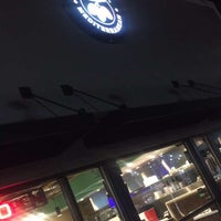 9/16/2018에 FEEF님이 FelFel Mediterranean Fresh Rotisserie Grill에서 찍은 사진