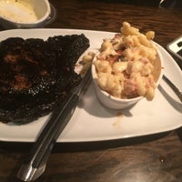 Photo taken at LongHorn Steakhouse by Gerald B. on 10/5/2016