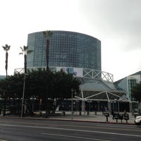 Снимок сделан в Los Angeles Convention Center пользователем Ye W. 11/29/2012