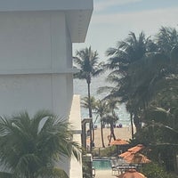 Foto tirada no(a) B Ocean Resort, Fort Lauderdale por Mary N. em 4/7/2021