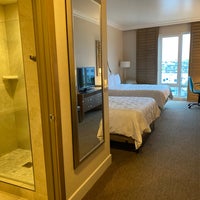Foto tirada no(a) Holiday Inn San Diego - Bayside por Mary N. em 12/28/2020
