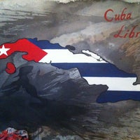 รูปภาพถ่ายที่ CUBANO โดย 😉®️efik เมื่อ 4/23/2013