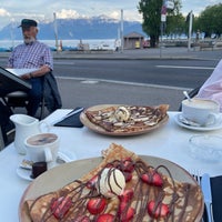 Photo taken at Creperie d&amp;#39;Ouchy by Arwa. on 5/10/2022