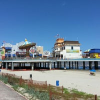 Das Foto wurde bei Galveston Island Historic Pleasure Pier von Joanna I. am 7/2/2013 aufgenommen