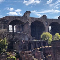 Photo taken at Basilica of Maxentius and Constantine by Itsurou H. on 4/8/2019