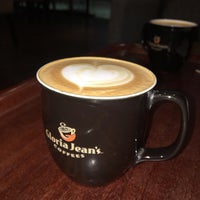 Photo taken at Gloria Jean&amp;#39;s Coffees by Rakhmana A. on 1/15/2019