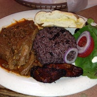 Photo taken at Papi&amp;#39;s Cuban &amp;amp; Caribbean Grill by Angeline C. on 4/13/2013