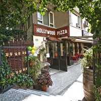 Das Foto wurde bei Hollywood Pizza von Hollywood Pizza am 7/16/2018 aufgenommen