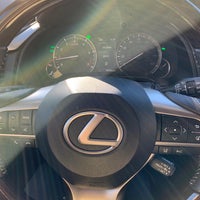 11/14/2018 tarihinde Maryziyaretçi tarafından Stevinson Lexus of Lakewood'de çekilen fotoğraf