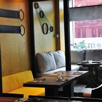 3/18/2014에 Supanniga Eating Room (ห้องทานข้าวสุพรรณิการ์)님이 Supanniga Eating Room (ทองหล่อ)에서 찍은 사진