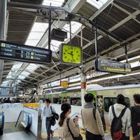 Photo taken at JR Platforms 13-14 by 寒椿 / Kantsubaki on 11/9/2022