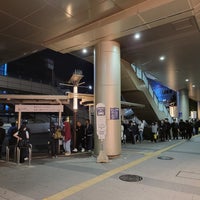 Photo taken at 八王子駅北口 タクシー乗り場 by 寒椿 / Kantsubaki on 10/28/2022