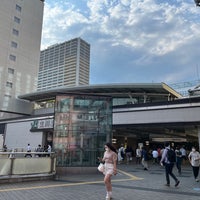 Photo taken at 立川駅南口ペデストリアンデッキ by 寒椿 / Kantsubaki on 6/19/2022