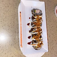 Photo taken at YO! Sushi by THAHER . on 10/30/2021