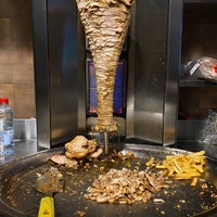 3/10/2020 tarihinde Salmanziyaretçi tarafından Shawarma Aseel'de çekilen fotoğraf