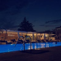 Photo taken at Holiday Inn Swimming Pool by Abdullah on 7/9/2022