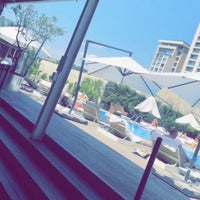 Photo taken at Holiday Inn Swimming Pool by Abdullah on 7/8/2022